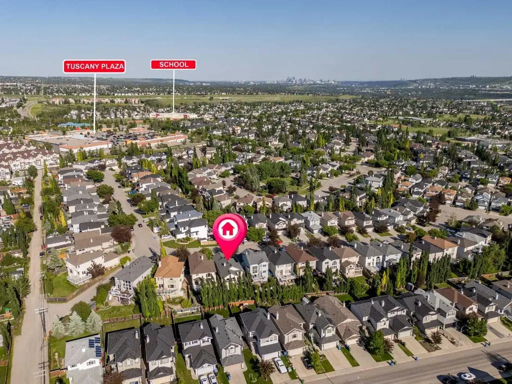 216 Tuscany Ridge View NW Calgary AB T3L2J2