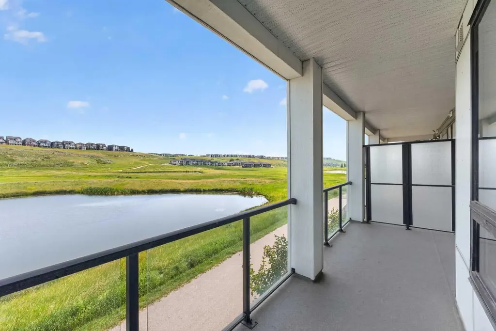 15 Sage Meadows Landing NW Calgary AB T3P 1E5