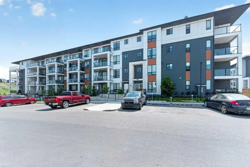 15 Sage Meadows Landing NW Calgary AB T3P 1E5