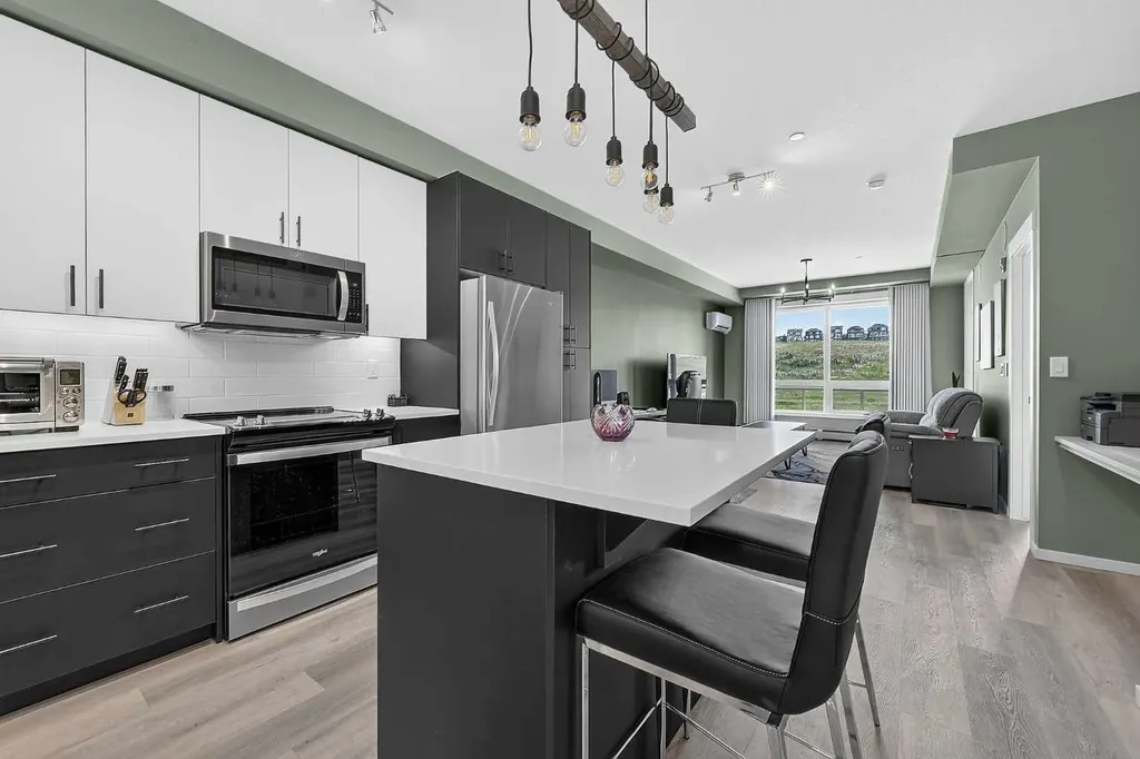 15 Sage Meadows Landing NW Calgary AB T3P 1E5
