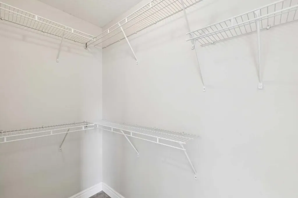 3611 Parkhill Street SW Calgary AB T2T 1T7