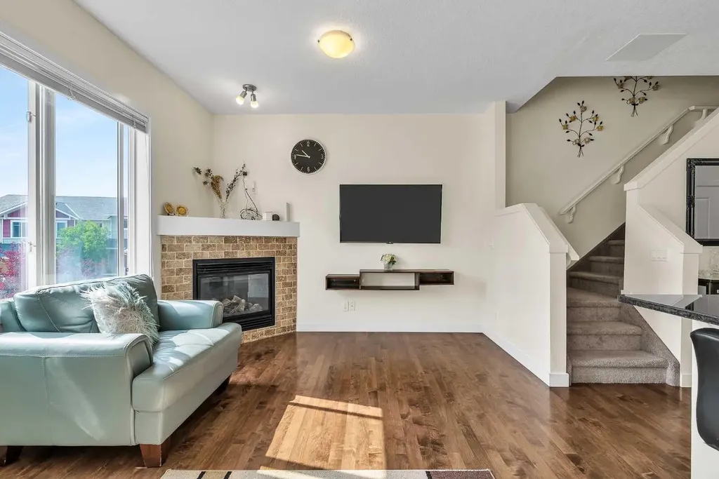 43 Sage Hill Common NW Calgary AB T3R 0J6