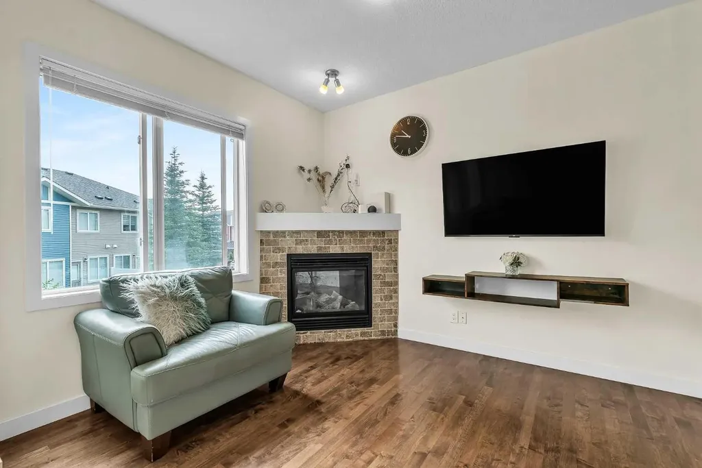 43 Sage Hill Common NW Calgary AB T3R 0J6