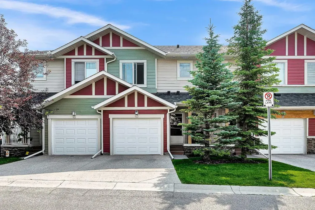 43 Sage Hill Common NW Calgary AB T3R 0J6