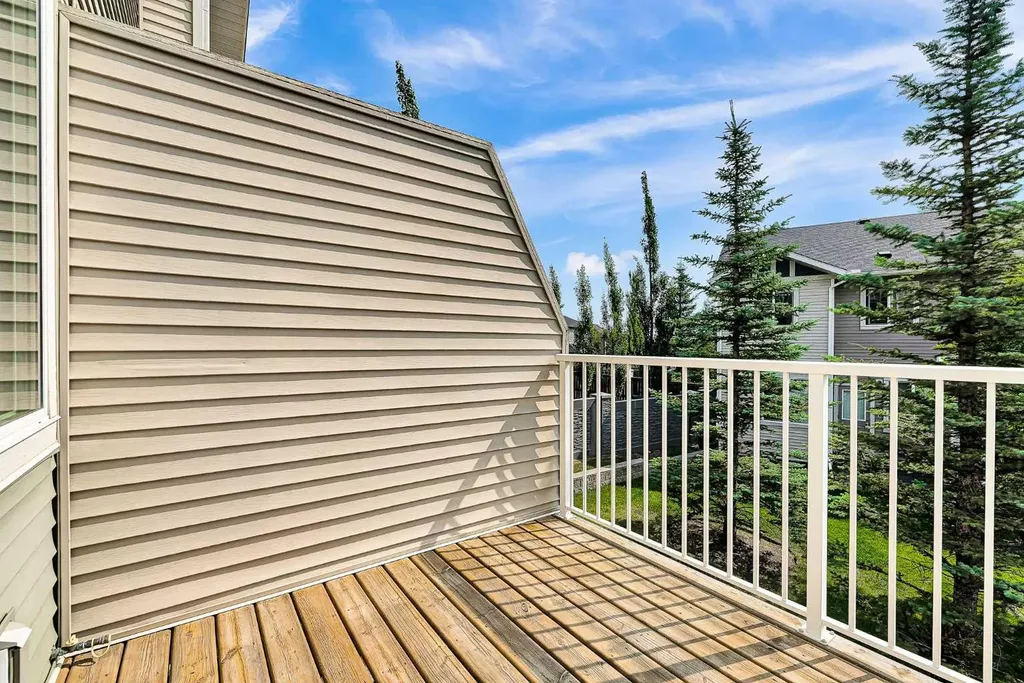 43 Sage Hill Common NW Calgary AB T3R 0J6