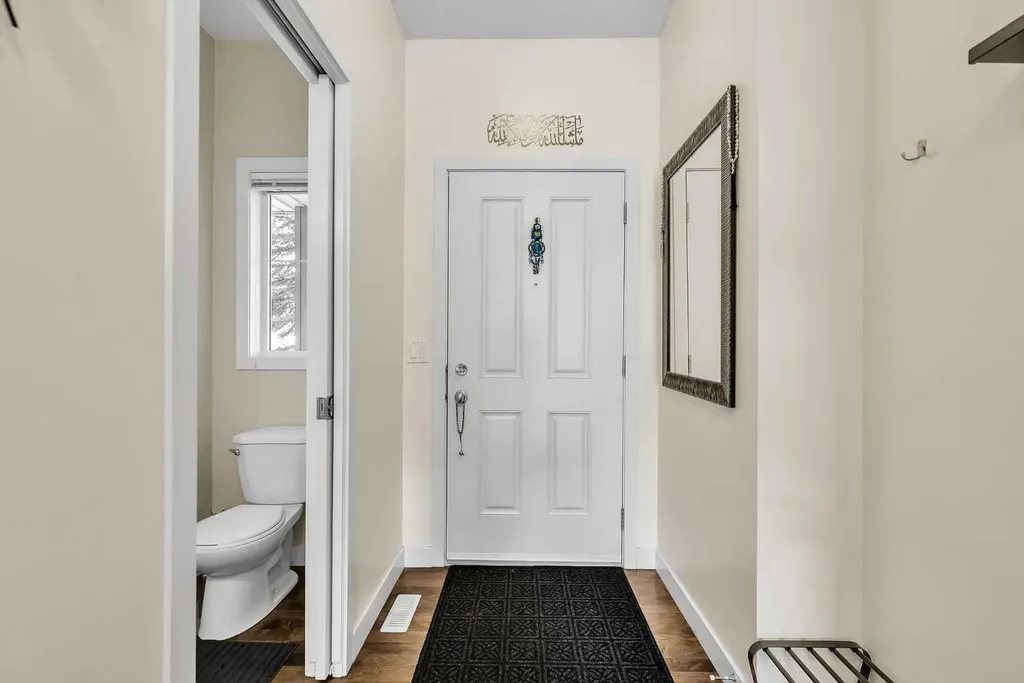 43 Sage Hill Common NW Calgary AB T3R 0J6