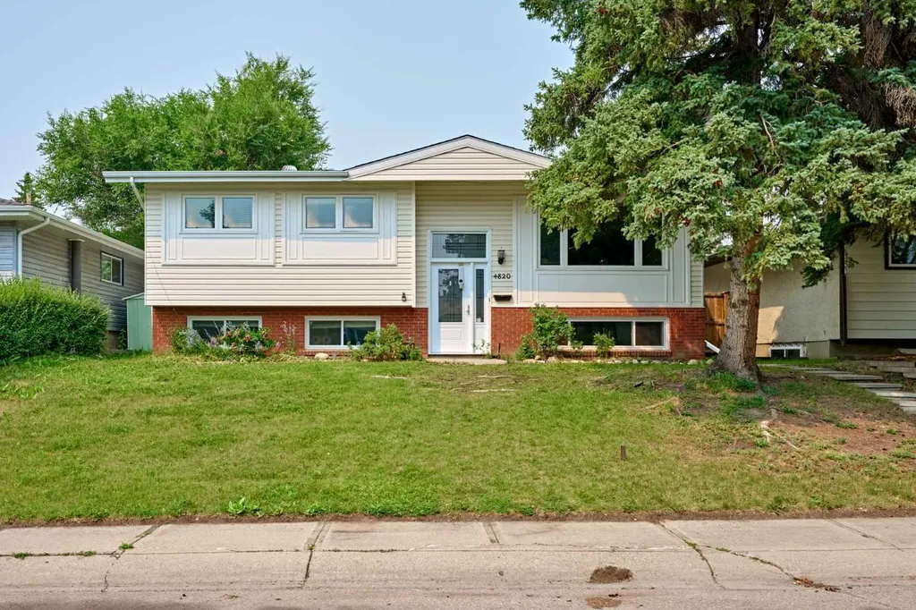 4820 49 Avenue NW Calgary AB T3B1E2