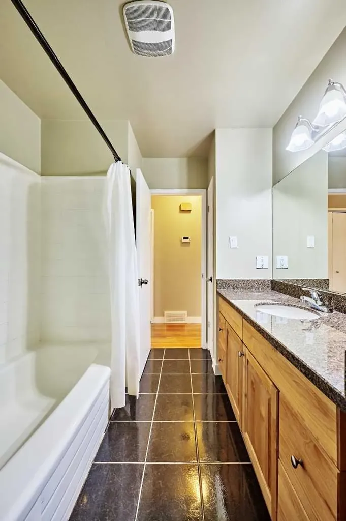4820 49 Avenue NW Calgary AB T3B1E2