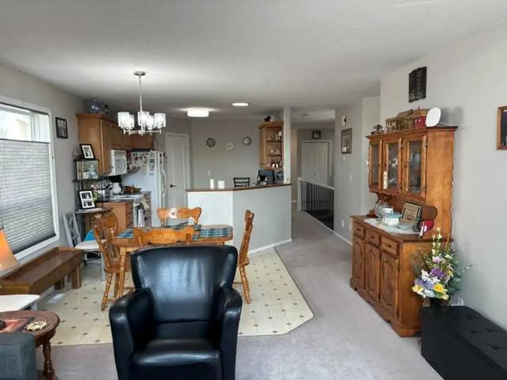 58 Logan Close Red Deer AB T4R2N8