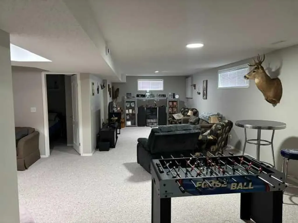 58 Logan Close Red Deer AB T4R2N8
