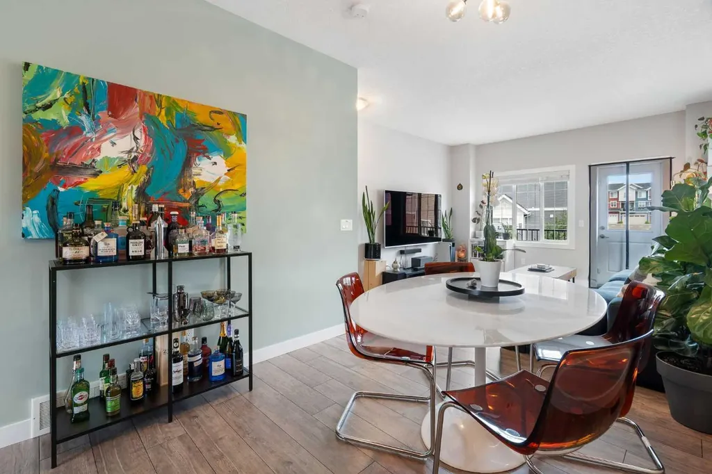 426 Nolan Hill Boulevard NW Calgary AB T3R 0Y1