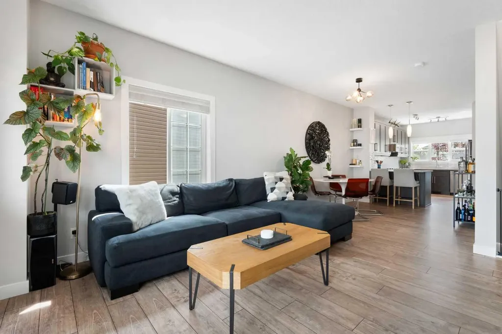 426 Nolan Hill Boulevard NW Calgary AB T3R 0Y1