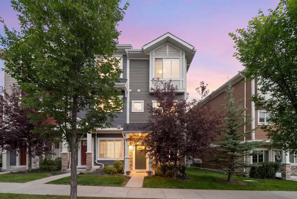 426 Nolan Hill Boulevard NW Calgary AB T3R 0Y1