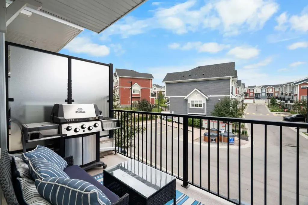 426 Nolan Hill Boulevard NW Calgary AB T3R 0Y1