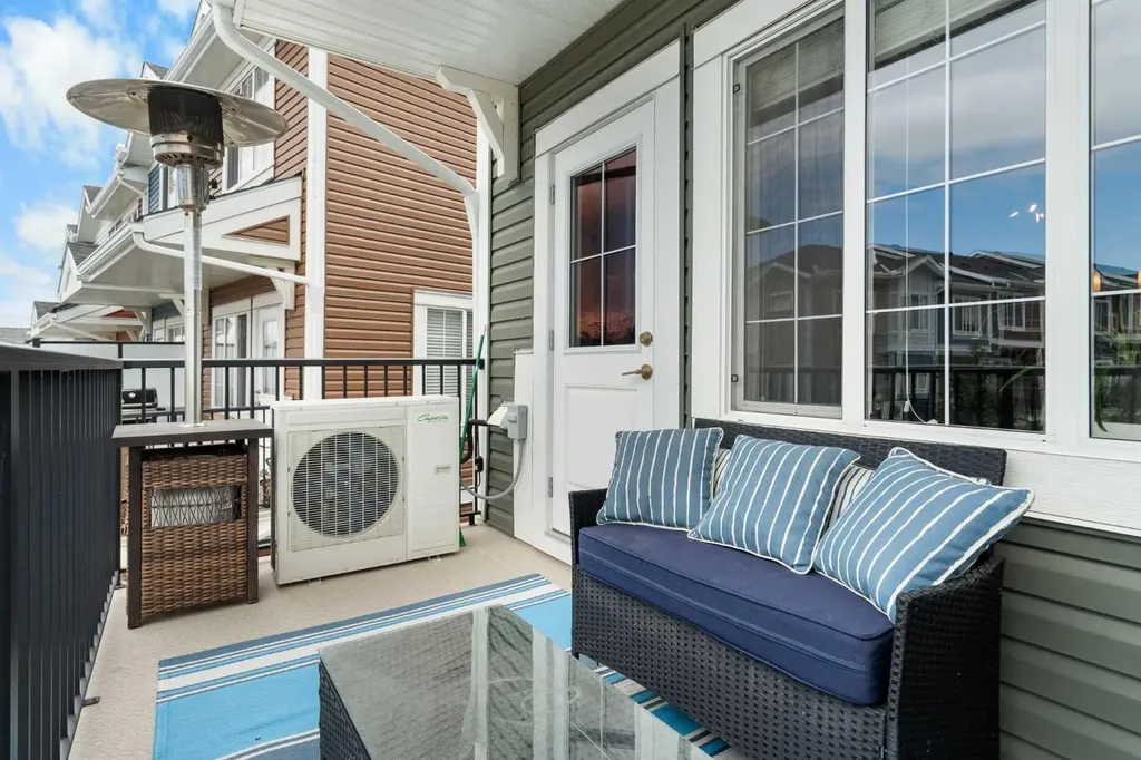 426 Nolan Hill Boulevard NW Calgary AB T3R 0Y1