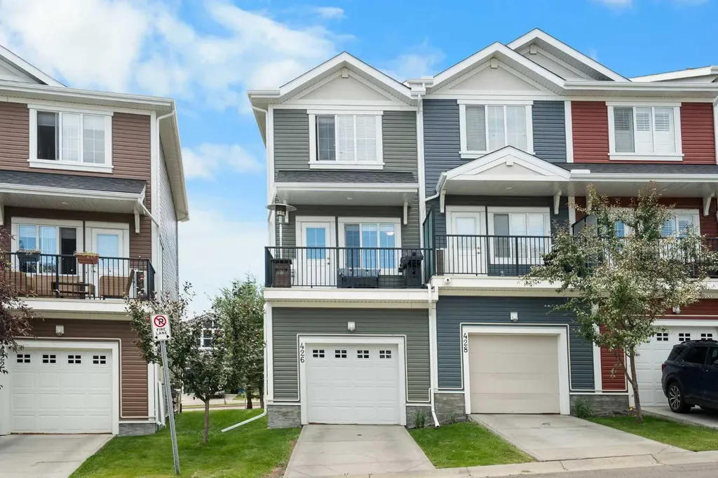426 Nolan Hill Boulevard NW Calgary AB T3R 0Y1