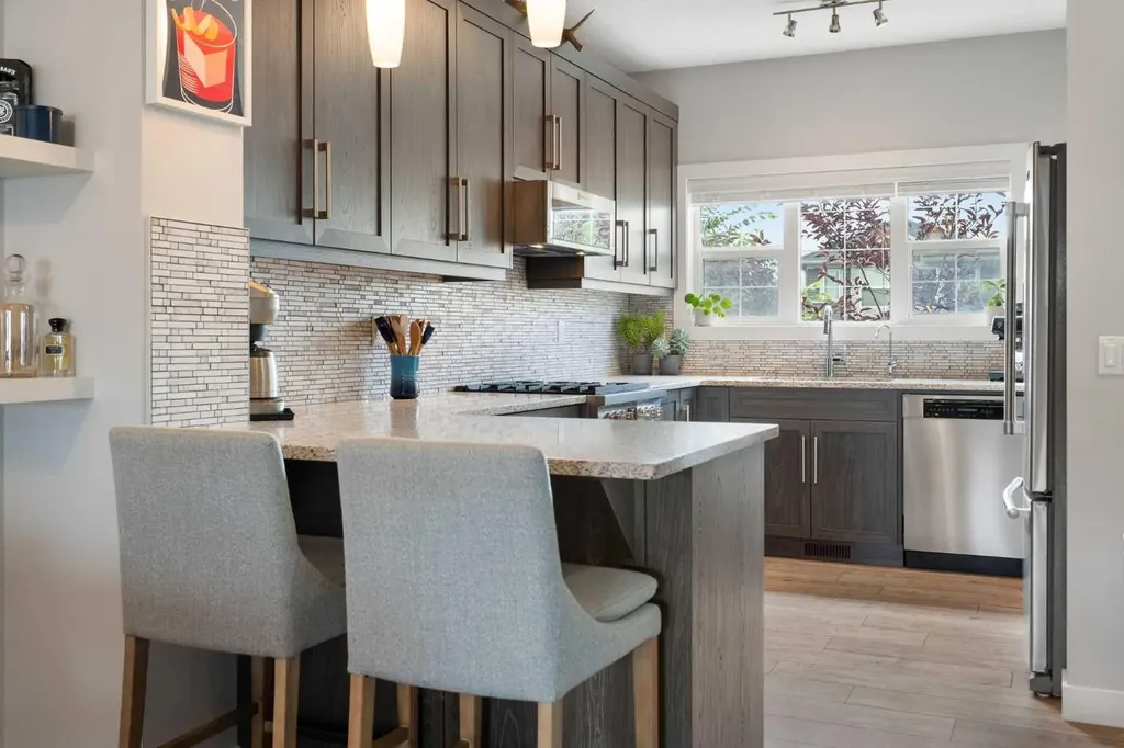 426 Nolan Hill Boulevard NW Calgary AB T3R 0Y1