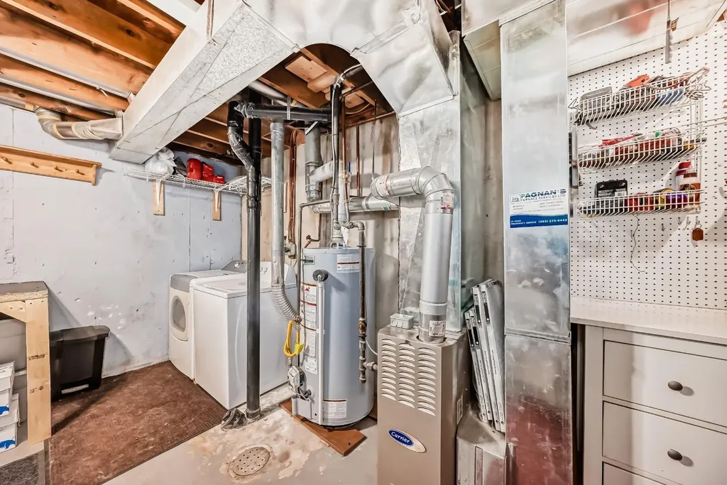 11240 6 Street SW Calgary AB T2W1V9