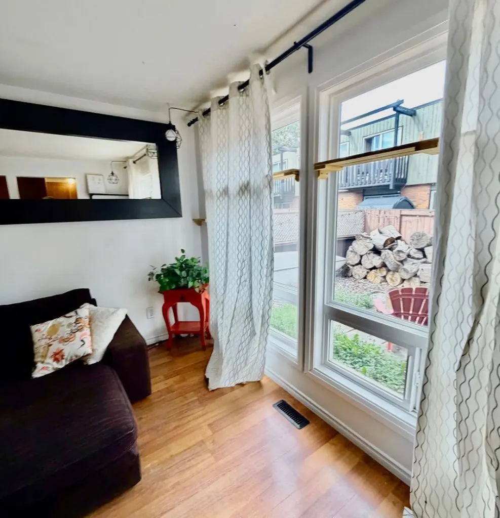 11240 6 Street SW Calgary AB T2W1V9