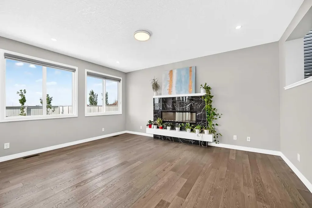 293 Red Sky Way NE Calgary AB T3N1N3