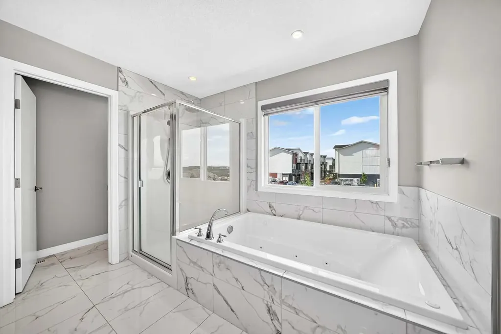 293 Red Sky Way NE Calgary AB T3N1N3