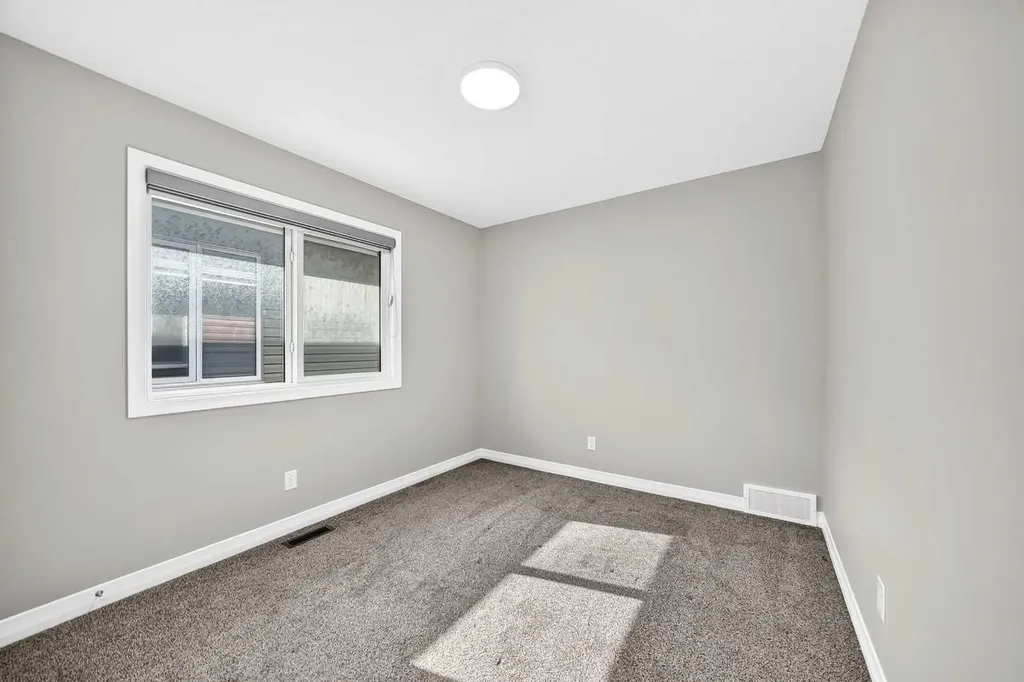 293 Red Sky Way NE Calgary AB T3N1N3