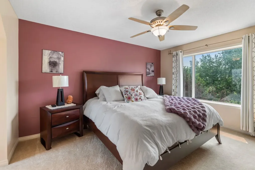 1115 Woodside Way NW Airdrie AB T4B2S3