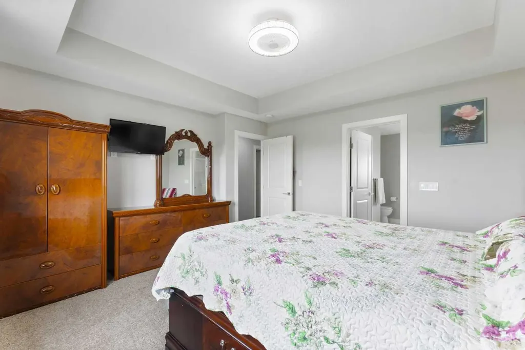 718 Hampshire Cove NE High River AB T1V0E6