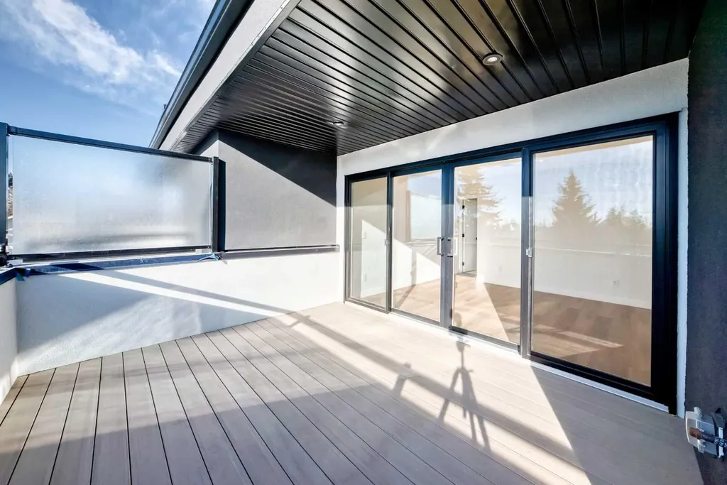 1607 37 Avenue SW Calgary AB T2T2H2
