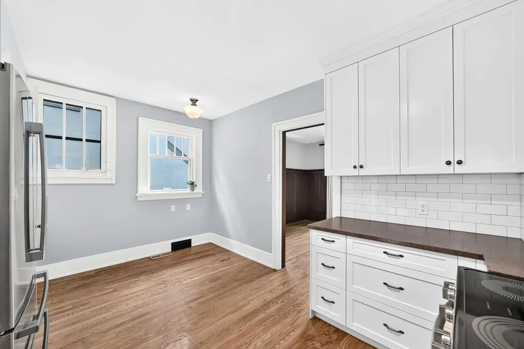 226 Superior Avenue SW Calgary AB T3C 2H9