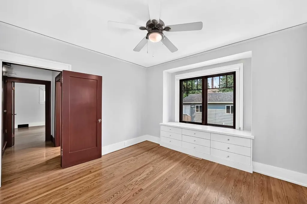 226 Superior Avenue SW Calgary AB T3C 2H9