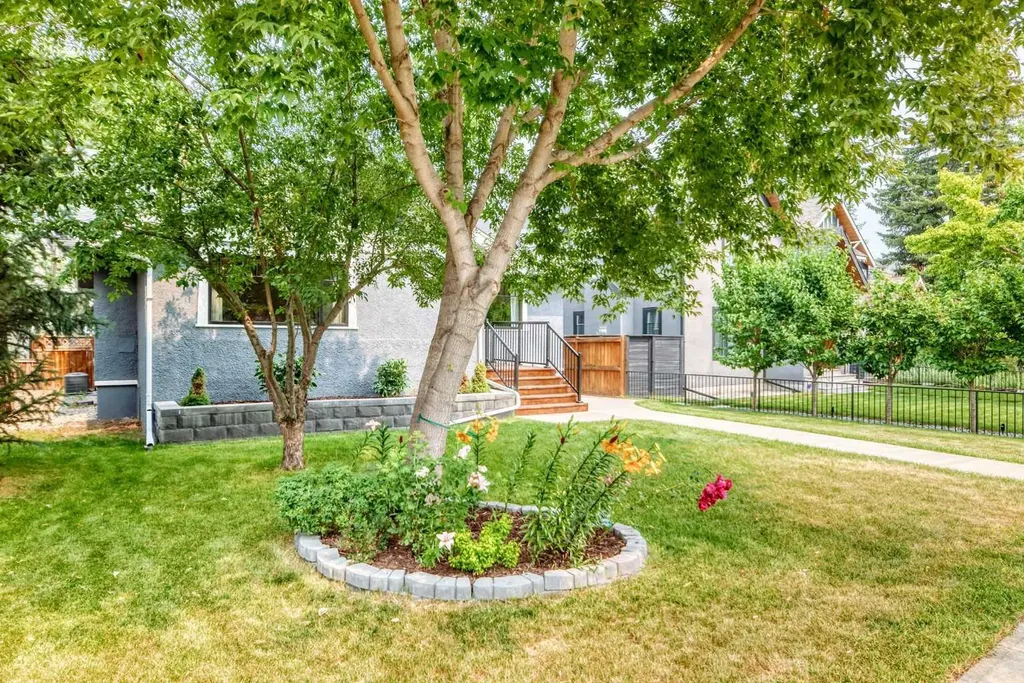 226 Superior Avenue SW Calgary AB T3C 2H9