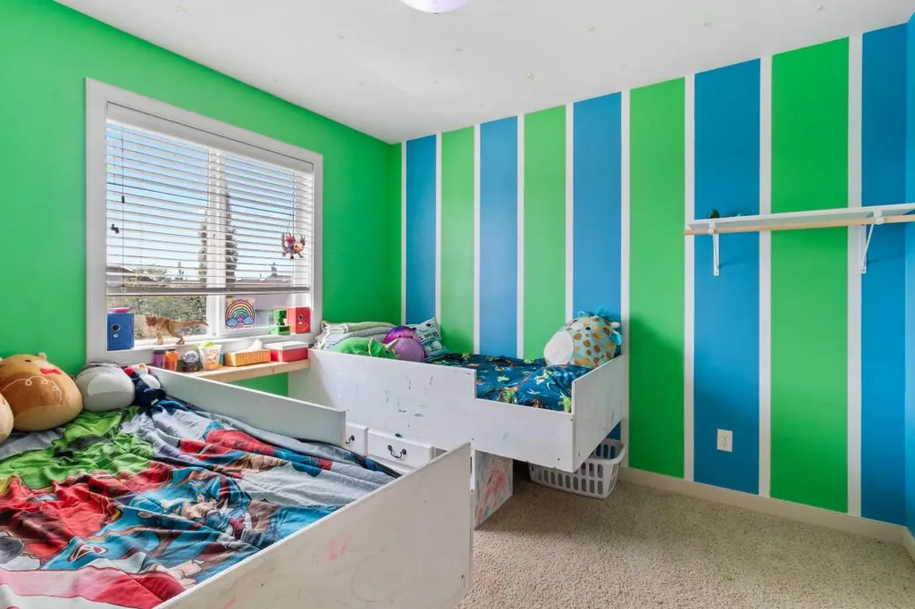 5 Lambertson Place Sylvan Lake AB T4S 2P9