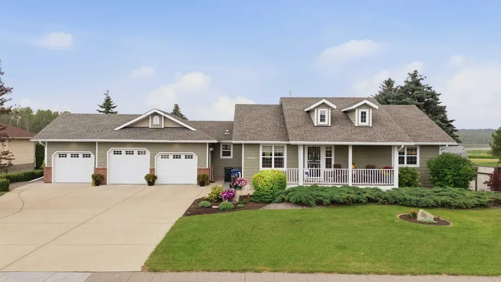 6026 47 Street Innisfail AB T4G 1L3