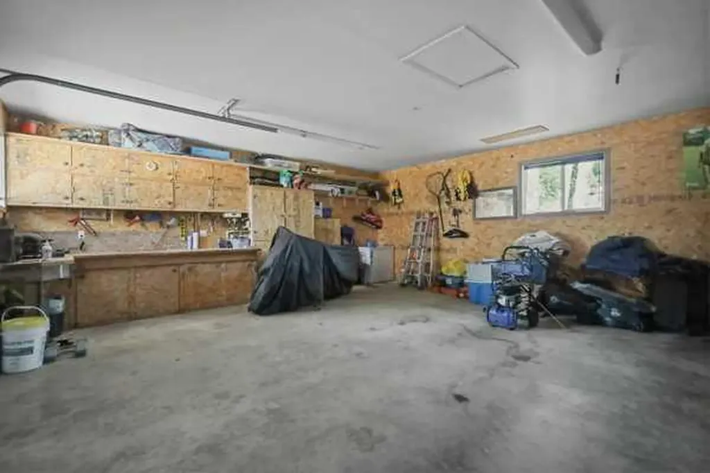 80 Parkland Drive Parkland Beach AB T0C2J0