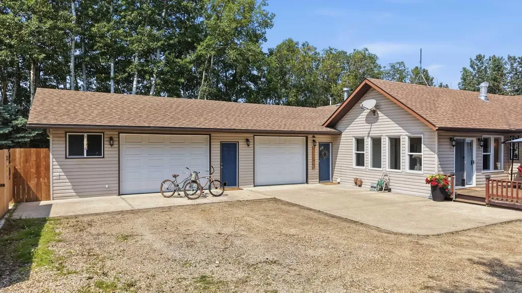 80 Parkland Drive Parkland Beach AB T0C2J0