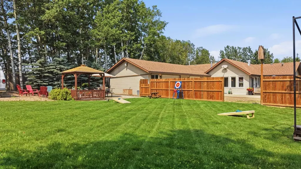 80 Parkland Drive Parkland Beach AB T0C2J0