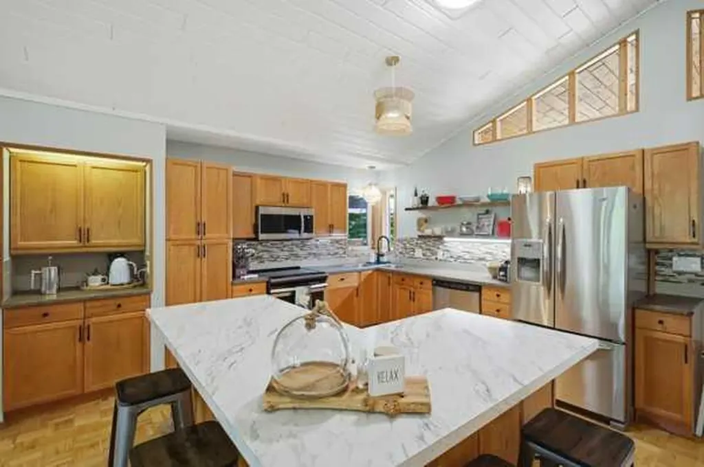 80 Parkland Drive Parkland Beach AB T0C2J0