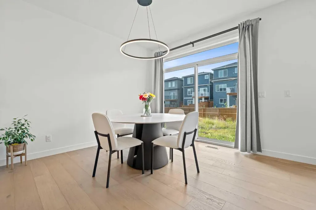 389 Crimson Ridge Place NW Calgary AB T3L 0H5