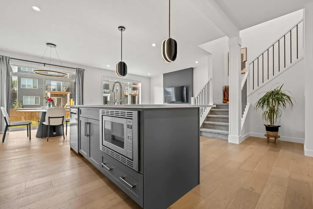 389 Crimson Ridge Place NW Calgary AB T3L 0H5