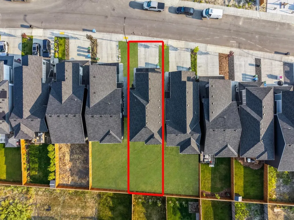389 Crimson Ridge Place NW Calgary AB T3L 0H5