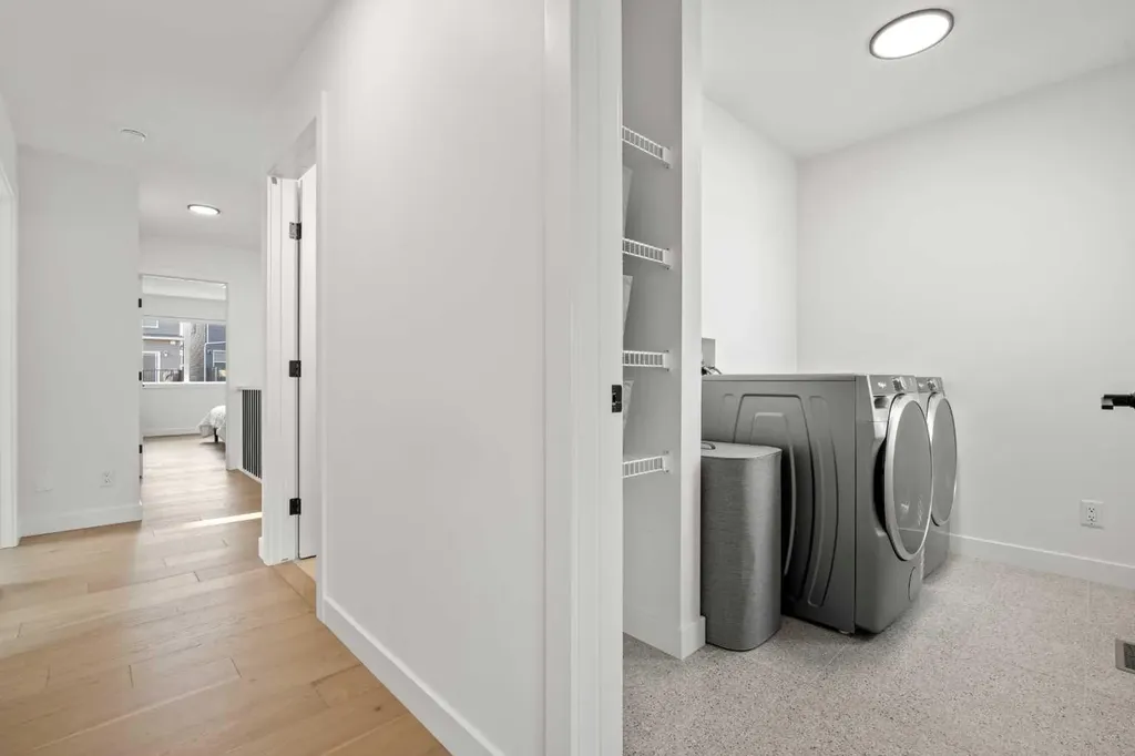 389 Crimson Ridge Place NW Calgary AB T3L 0H5