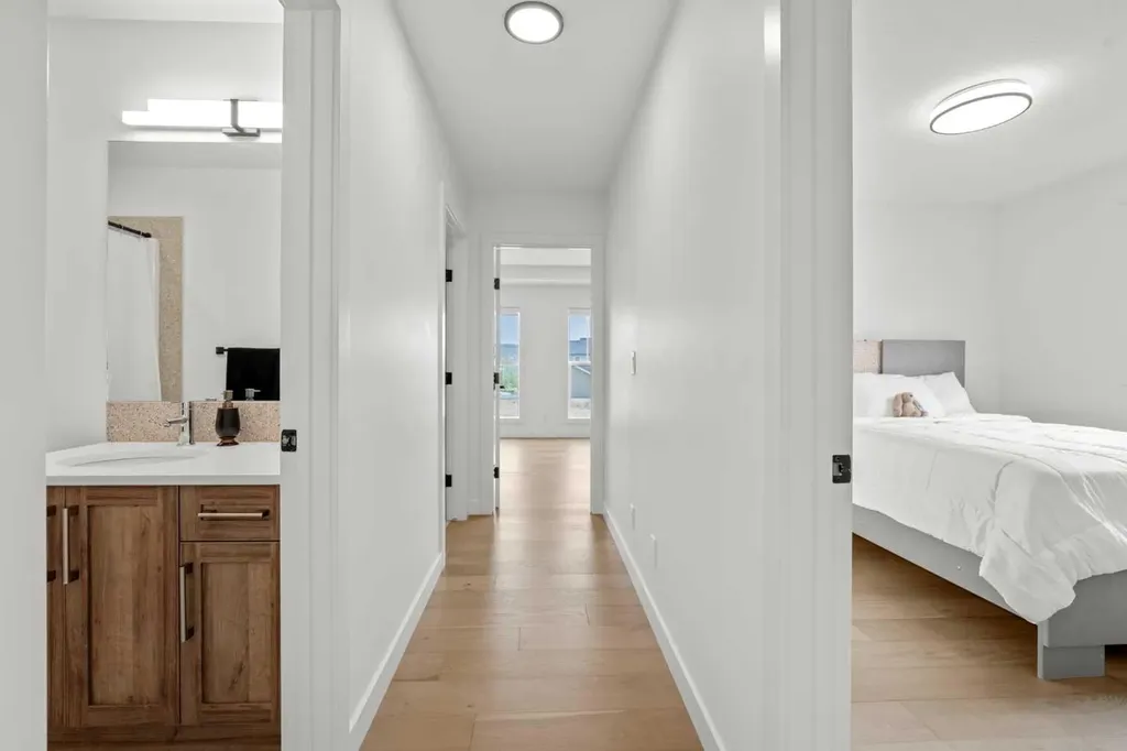 389 Crimson Ridge Place NW Calgary AB T3L 0H5