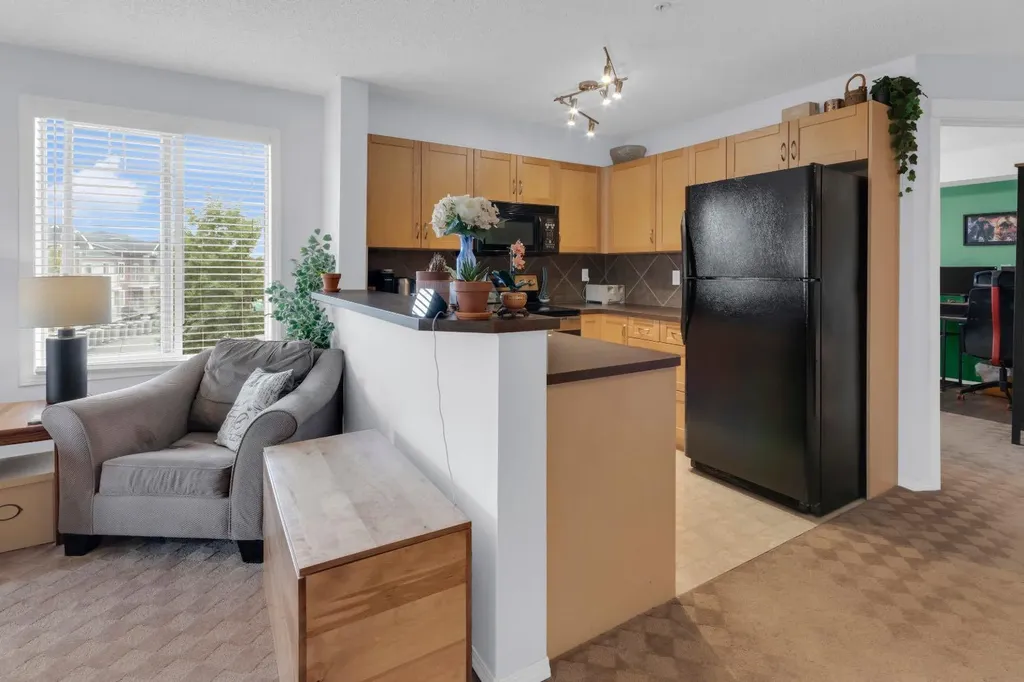 70 Panamount Drive NW Calgary AB T3K 6G8