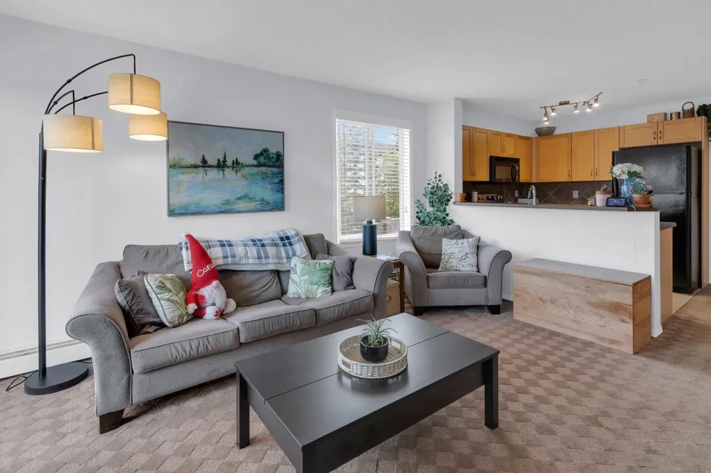 70 Panamount Drive NW Calgary AB T3K 6G8