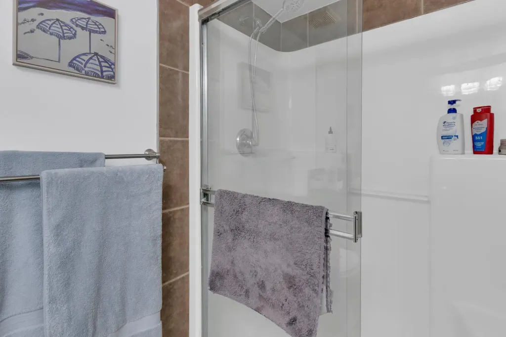 70 Panamount Drive NW Calgary AB T3K 6G8
