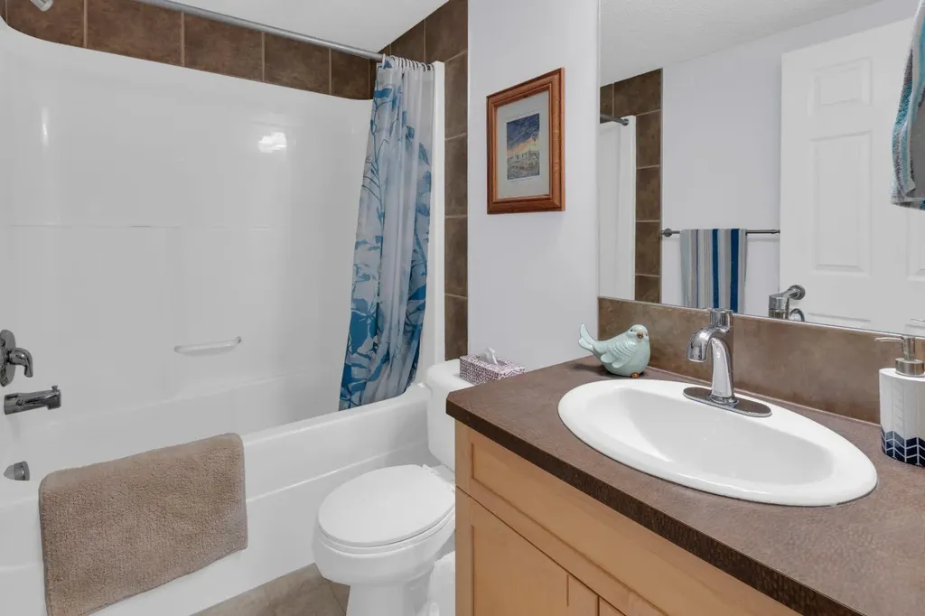 70 Panamount Drive NW Calgary AB T3K 6G8