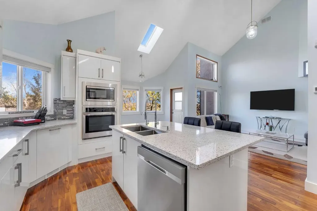 280158 Township Road 240 Chestermere AB T1X 0K5