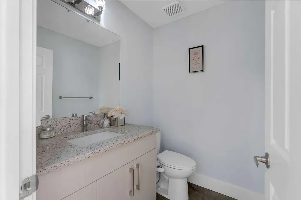 280158 Township Road 240 Chestermere AB T1X 0K5