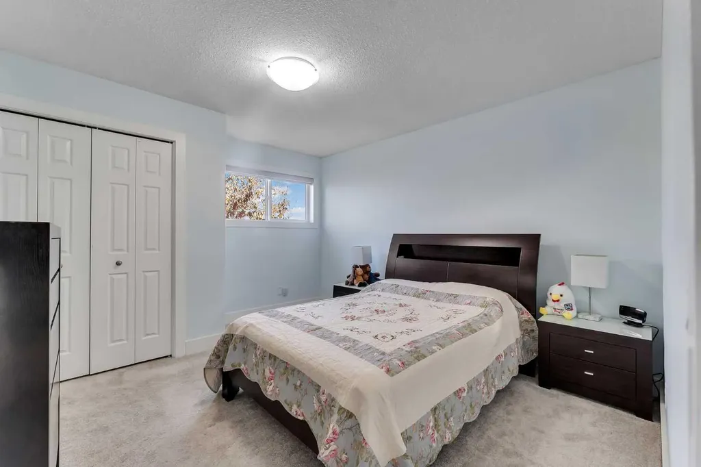 280158 Township Road 240 Chestermere AB T1X 0K5